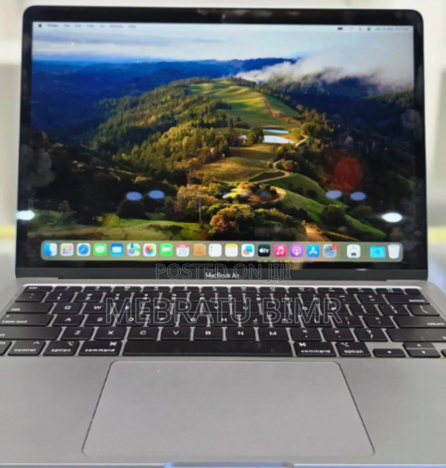 New Laptop Apple MacBook Air 2020 M1 8GB Apple M1 SSD 256GB