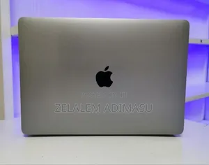 New Laptop Apple MacBook Pro 2019 16GB Intel Core i5 SSD 256GB