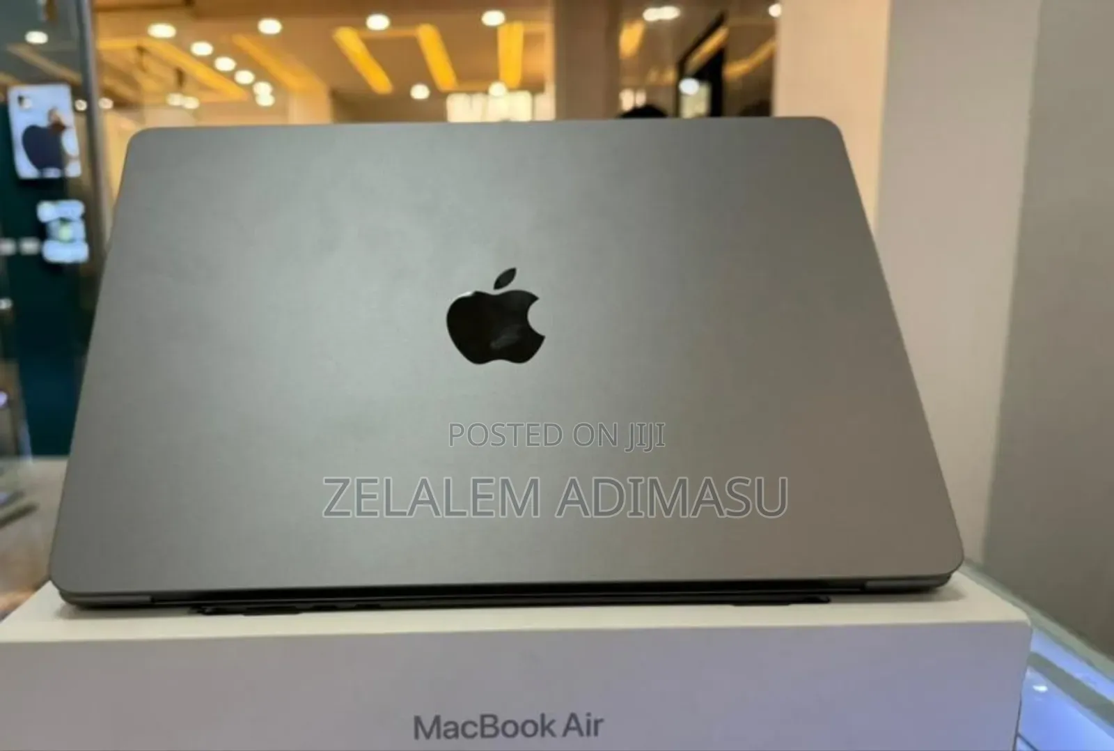 New Laptop Apple MacBook Air 2022 M2 8GB Intel Core I5 SSD 256GB