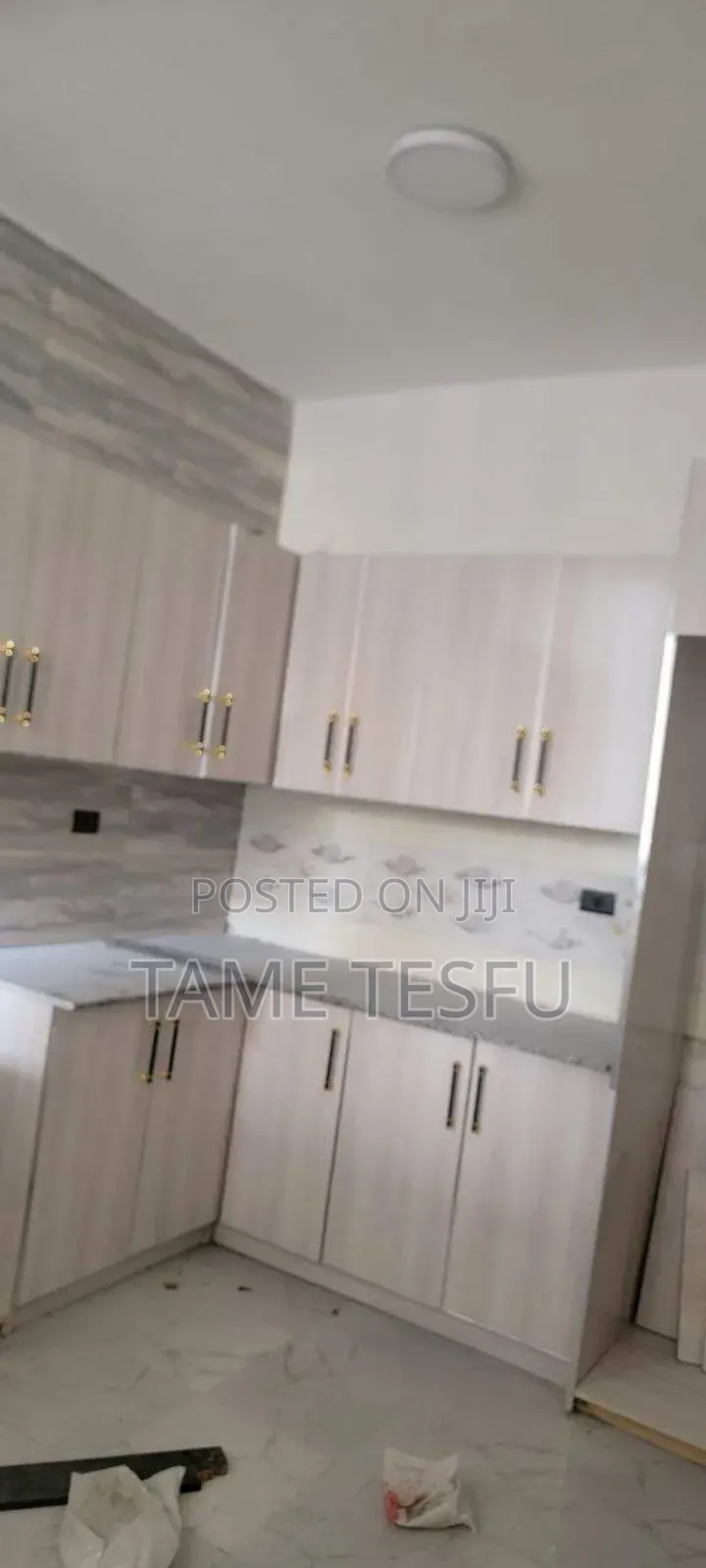 Furnished 6bdrm House in Lebu, Kirkos for sale