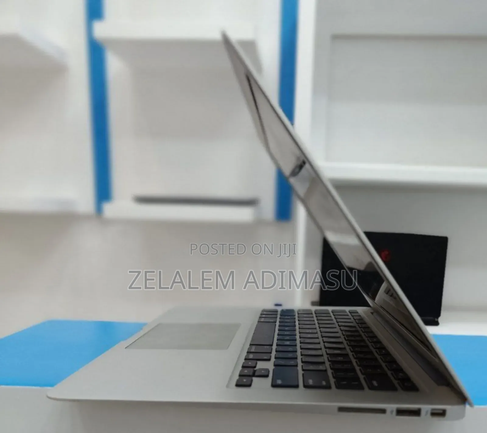 New Laptop Apple MacBook Air 2015 4GB Intel Core I5 SSD 128GB