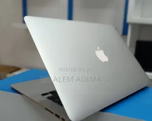 New Laptop Apple MacBook Air 2015 4GB Intel Core I5 SSD 128GB