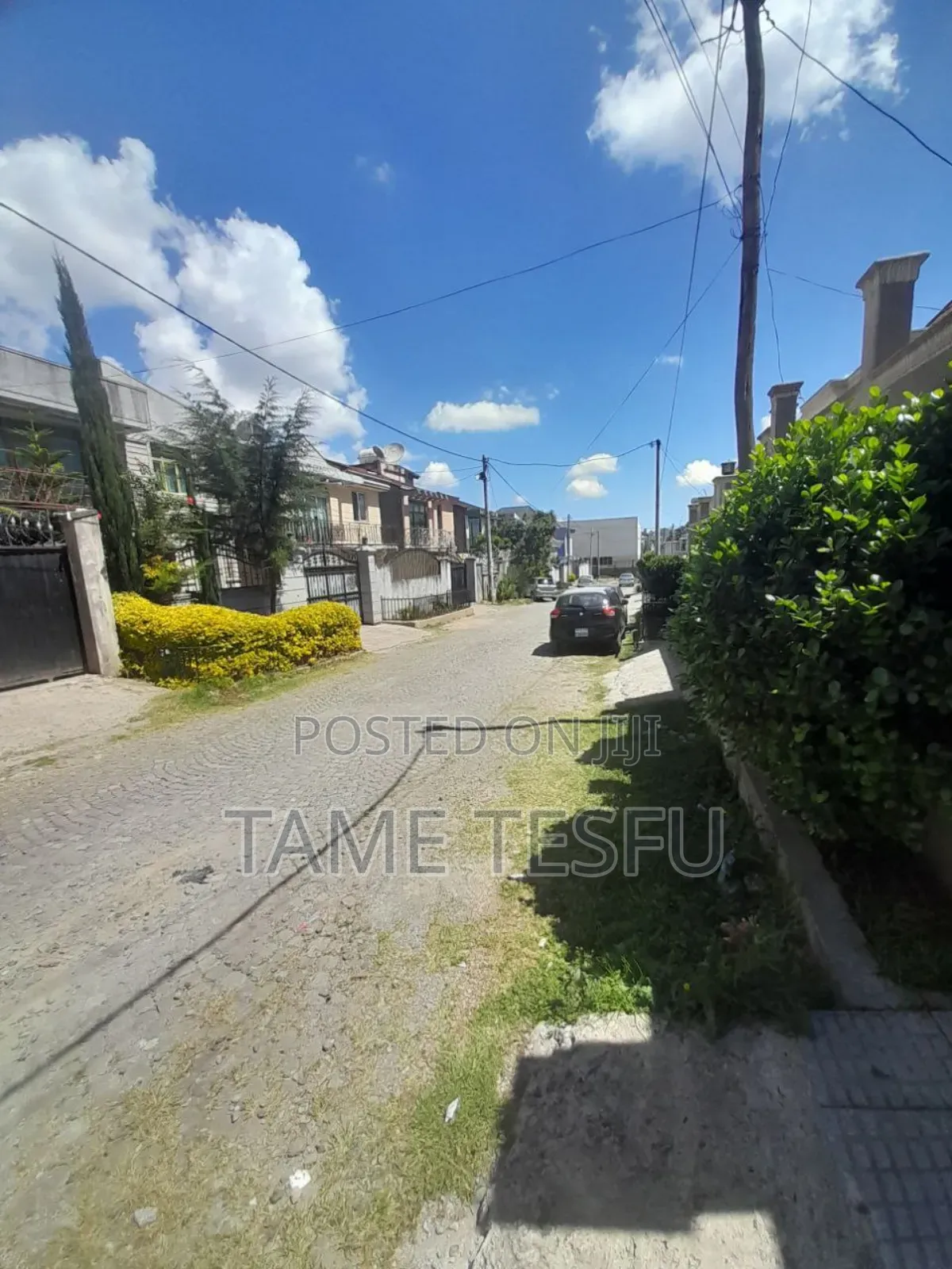 Furnished 3bdrm House in Summit, Bole for sale