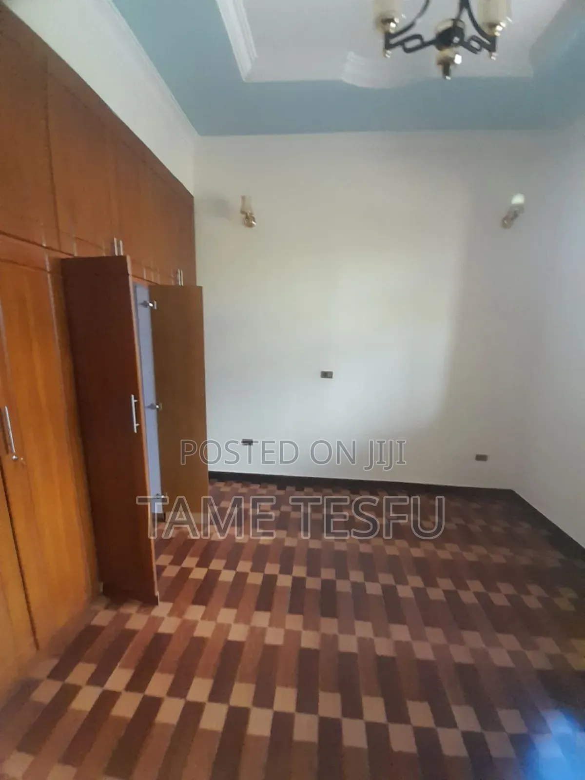 Furnished 3bdrm House in Summit, Bole for sale