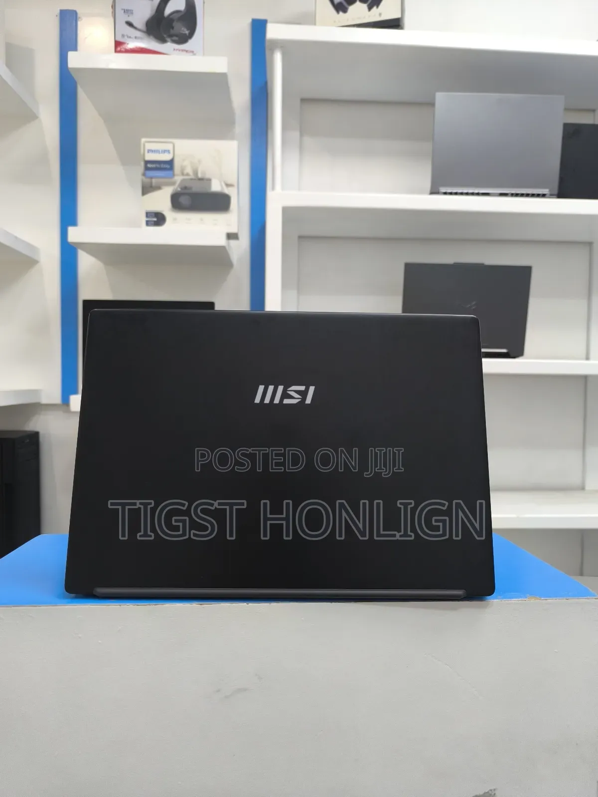 New Laptop MSI 16GB AMD Ryzen 7 SSD 512GB
