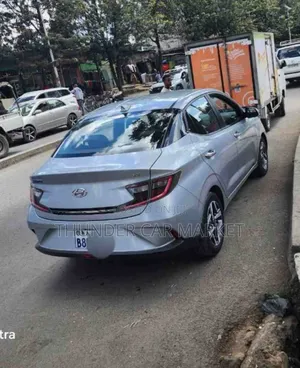 Hyundai I10 2021 Silver