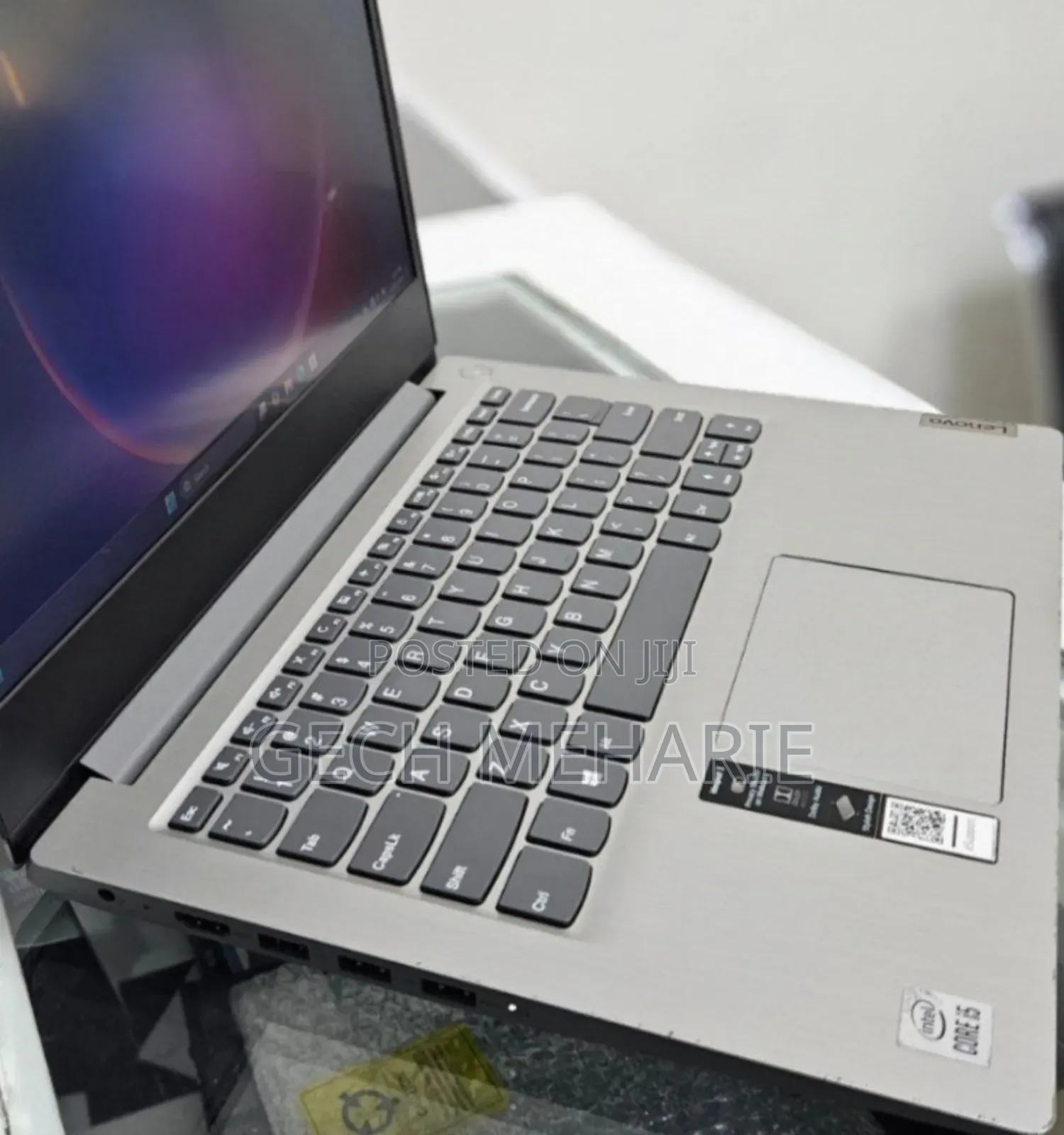 New Laptop Lenovo Ideapad 3 8GB Intel Core I5 SSD 256GB