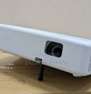 New Arrival Epson Projcter