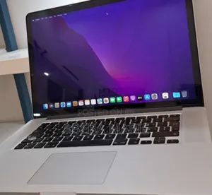 New Laptop Apple MacBook Pro 2015 16GB Intel Core I7 SSD 256GB