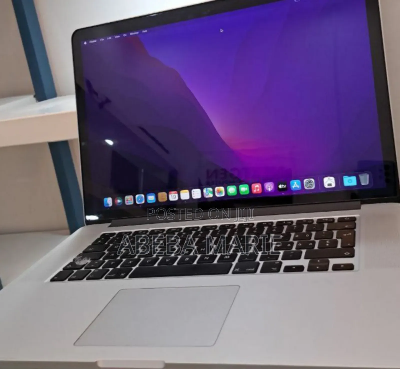 New Laptop Apple MacBook Pro 2015 16GB Intel Core I7 SSD 256GB