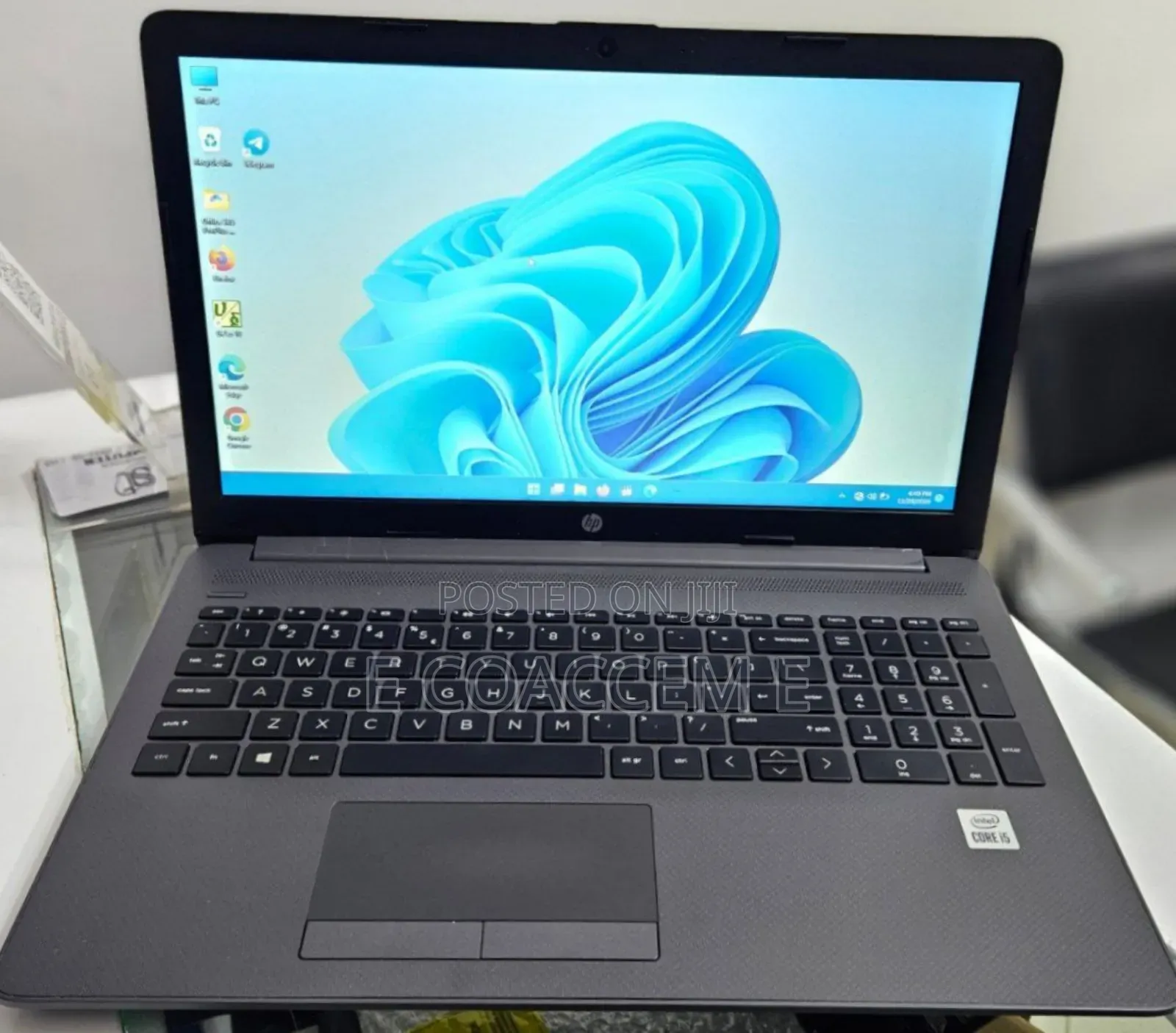 New Laptop HP 8GB Intel Core I5 SSD 256GB