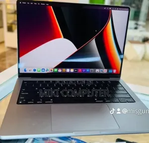 Photo - New Laptop Apple MacBook Pro M1 32GB Intel SSD 1T