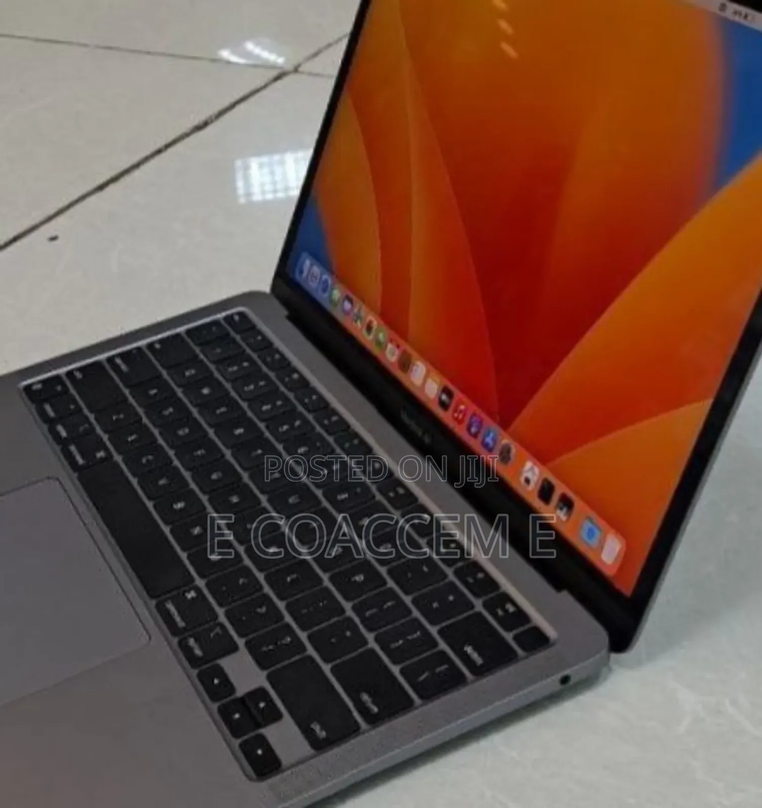 New Laptop Apple MacBook 8GB Apple M1 SSD 256GB