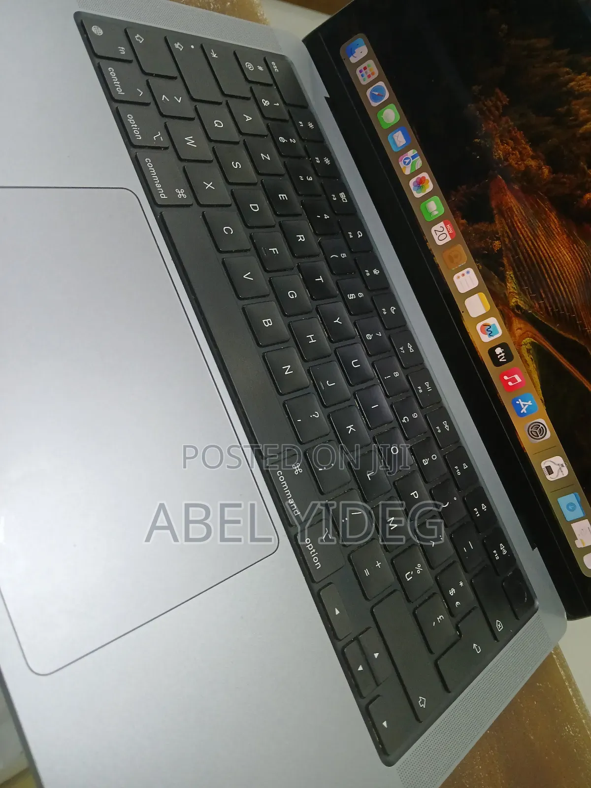 New Laptop Apple MacBook Pro 2021 M1 16GB Apple M1 Pro SSD 1T