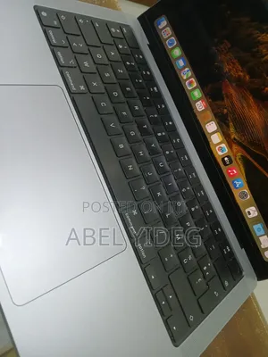 New Laptop Apple MacBook Pro 2021 M1 16GB Apple M1 Pro SSD 1T