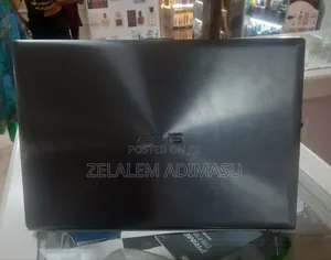 New Laptop Asus VivoBook W202 4GB Intel Core I3 HDD 500GB