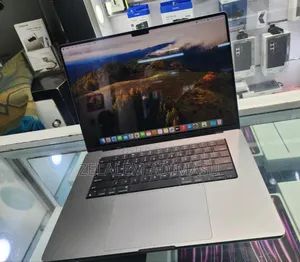 New Laptop Apple MacBook Pro 2021 M1 32GB Intel Core I7 SSD 1T