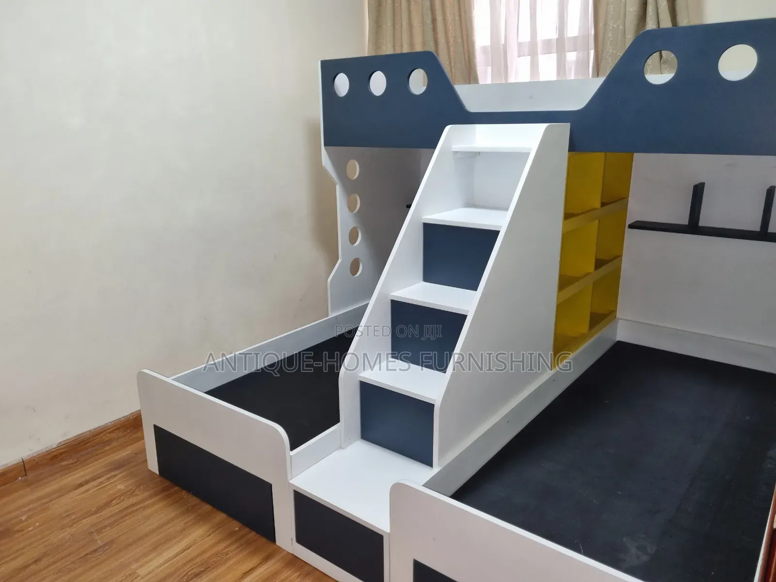 Three Kids Bunk Bed
