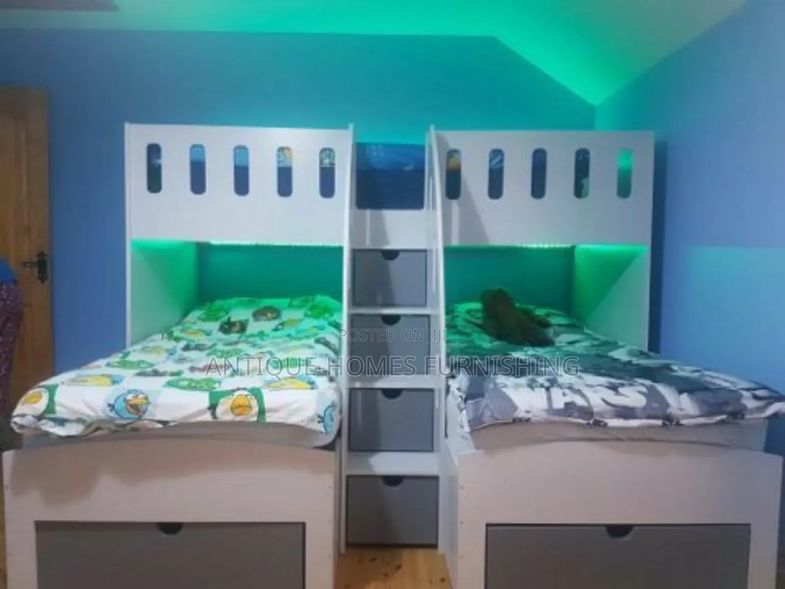 Three Kids Bunk Bed