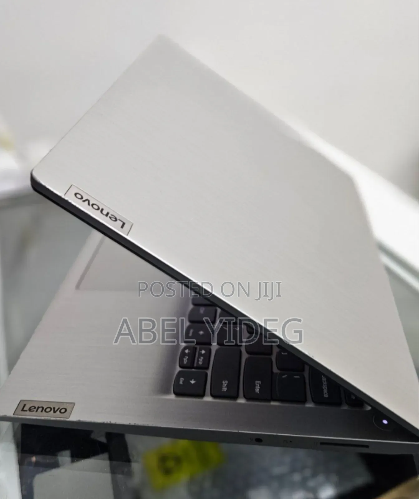 New Laptop Lenovo Ideapad 3 8GB Intel Core I5 SSD 256GB