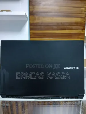 New Laptop Gigabyte AORUS 15G 16GB Intel Core I7 SSD 1.5T
