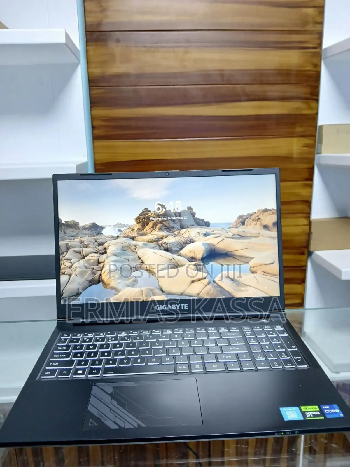 New Laptop Gigabyte AORUS 15G 16GB Intel Core I7 SSD 1.5T