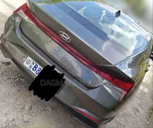 Hyundai Elantra 2022 Gray