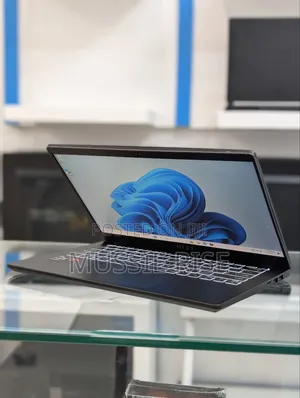 New Laptop MSI Modern 14 16GB AMD Ryzen 7 SSD 512GB