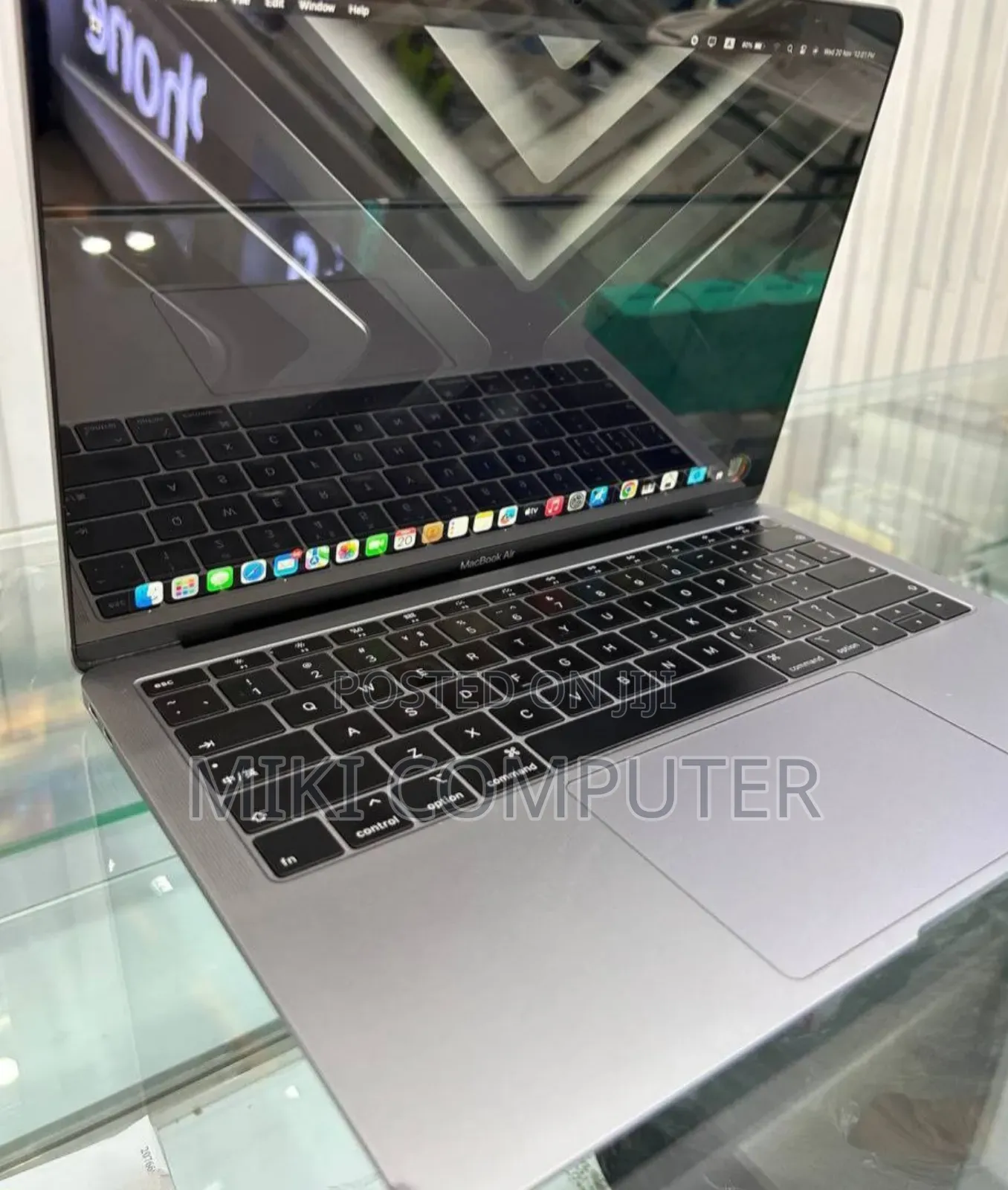 New Laptop Apple MacBook Air 2019 8GB Intel Core I5 SSD 256GB