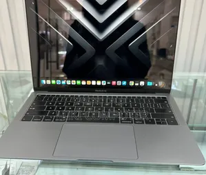 New Laptop Apple MacBook Air 2019 8GB Intel Core I5 SSD 256GB