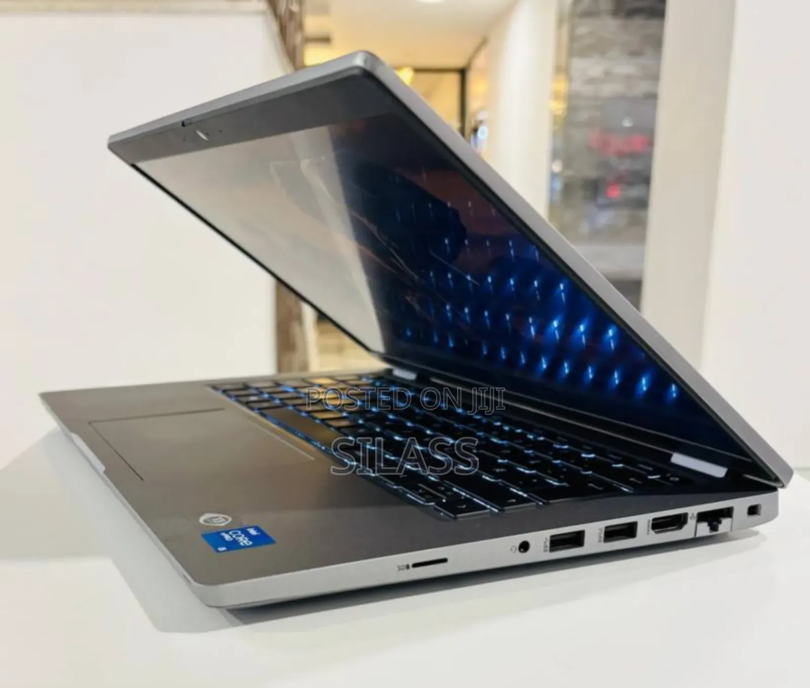 New Laptop Dell Latitude 5540 16GB Intel Core I7 SSD 512GB