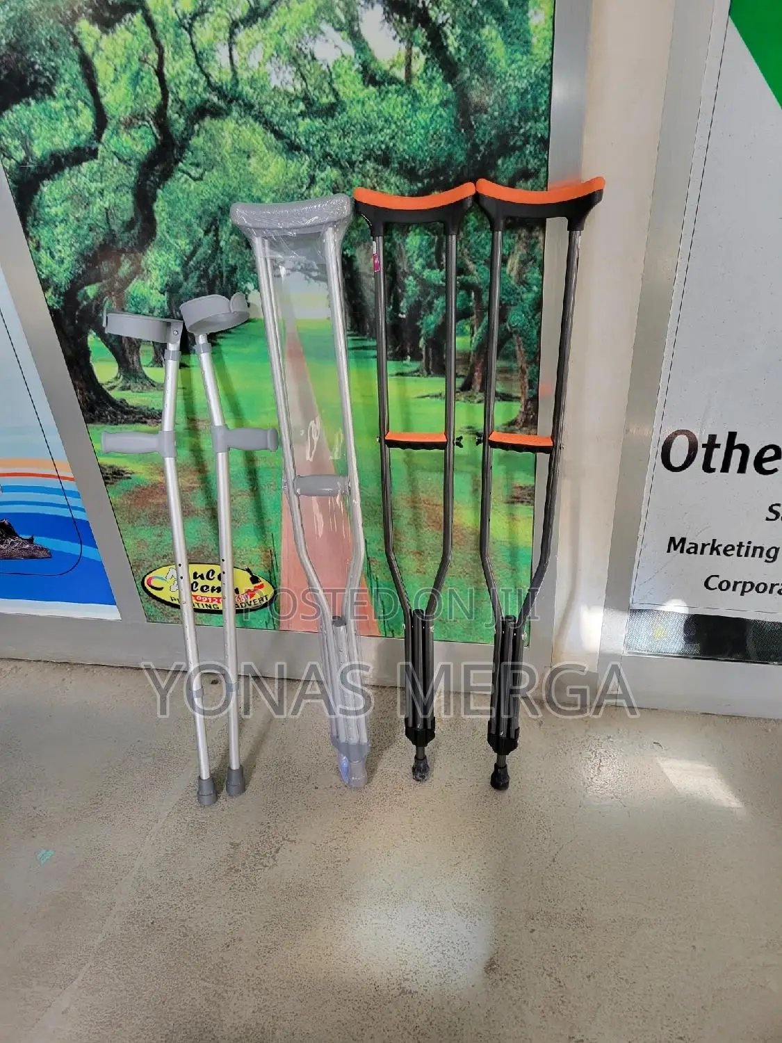 Auxiliary Crutches Aesthetics,Long Functional Life Durable.