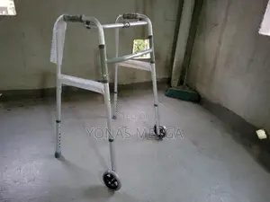 Folding Walker\\Pushed by Fingers for Folding Up the Walker