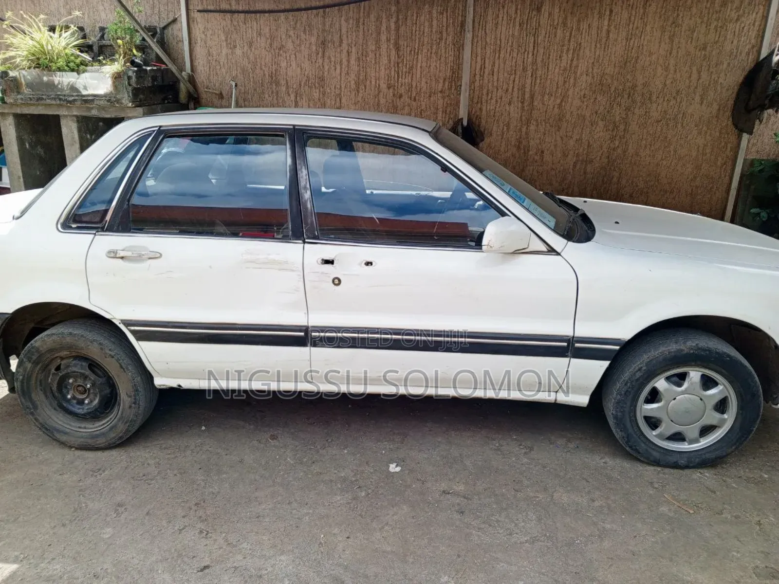 Mitsubishi Galant 1991 White