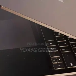 New Laptop Samsung 16GB Intel Core I7 SSD 256GB