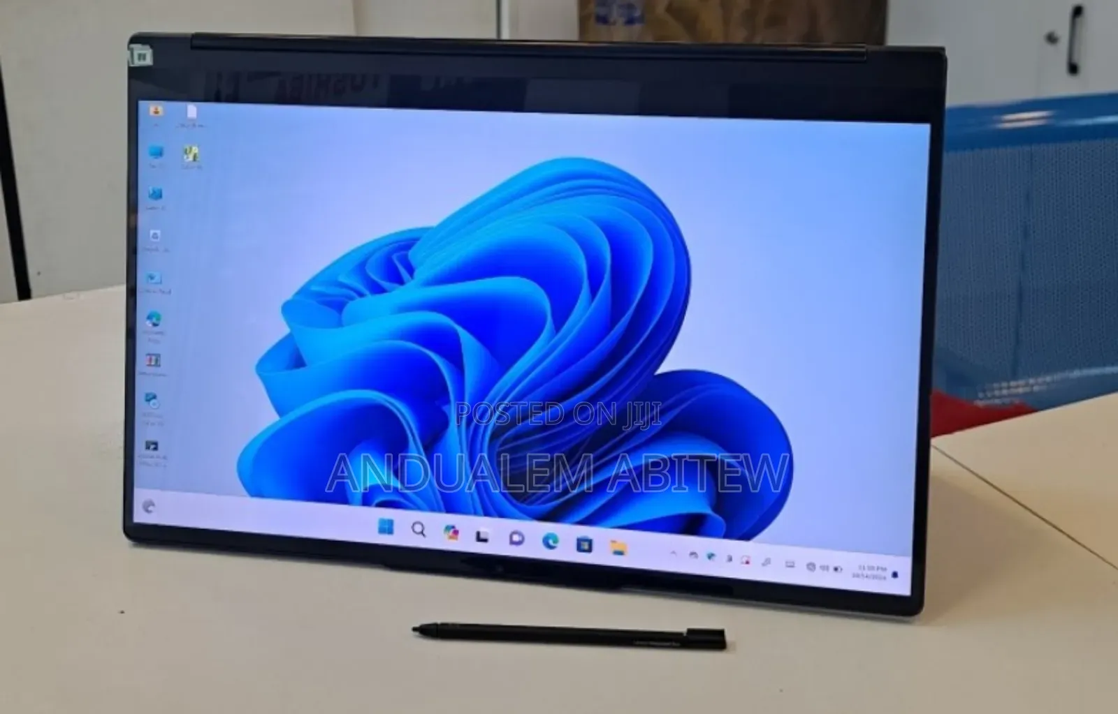 New Laptop Lenovo Yoga 9i 16GB Intel Core I7 SSD 512GB