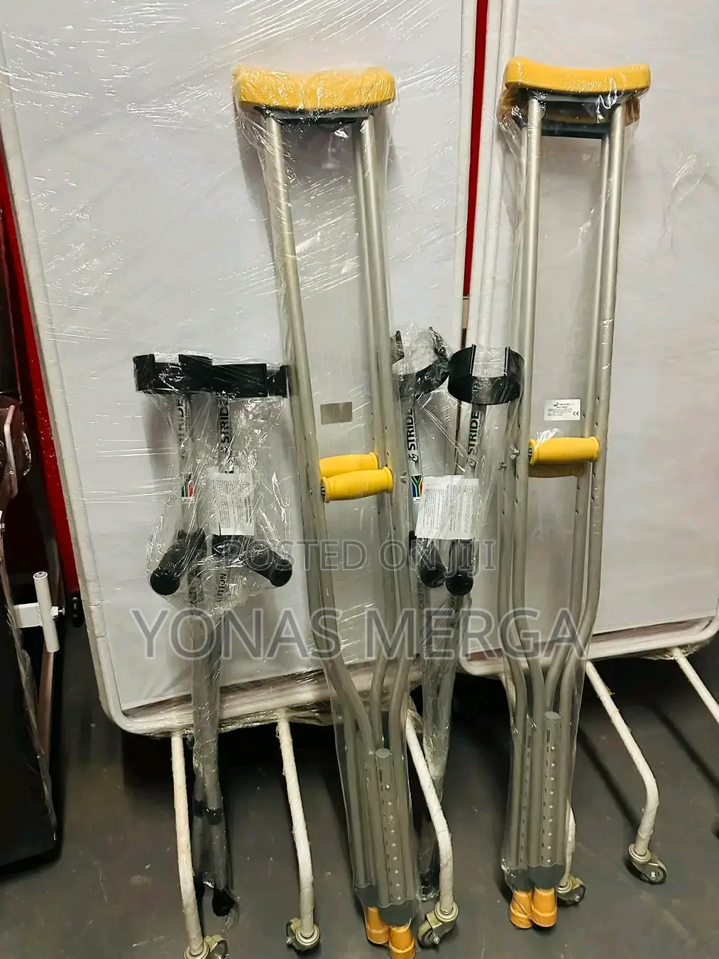 PAASHE Adjustable Crutches Aluminum Canes