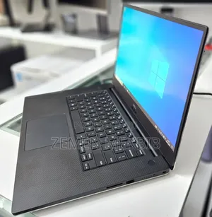 Photo - New Laptop Dell Latitude 5540 16GB Intel Core I9 SSD 512GB