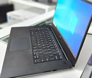 New Laptop Dell 16GB Intel Core I9 SSD 512GB