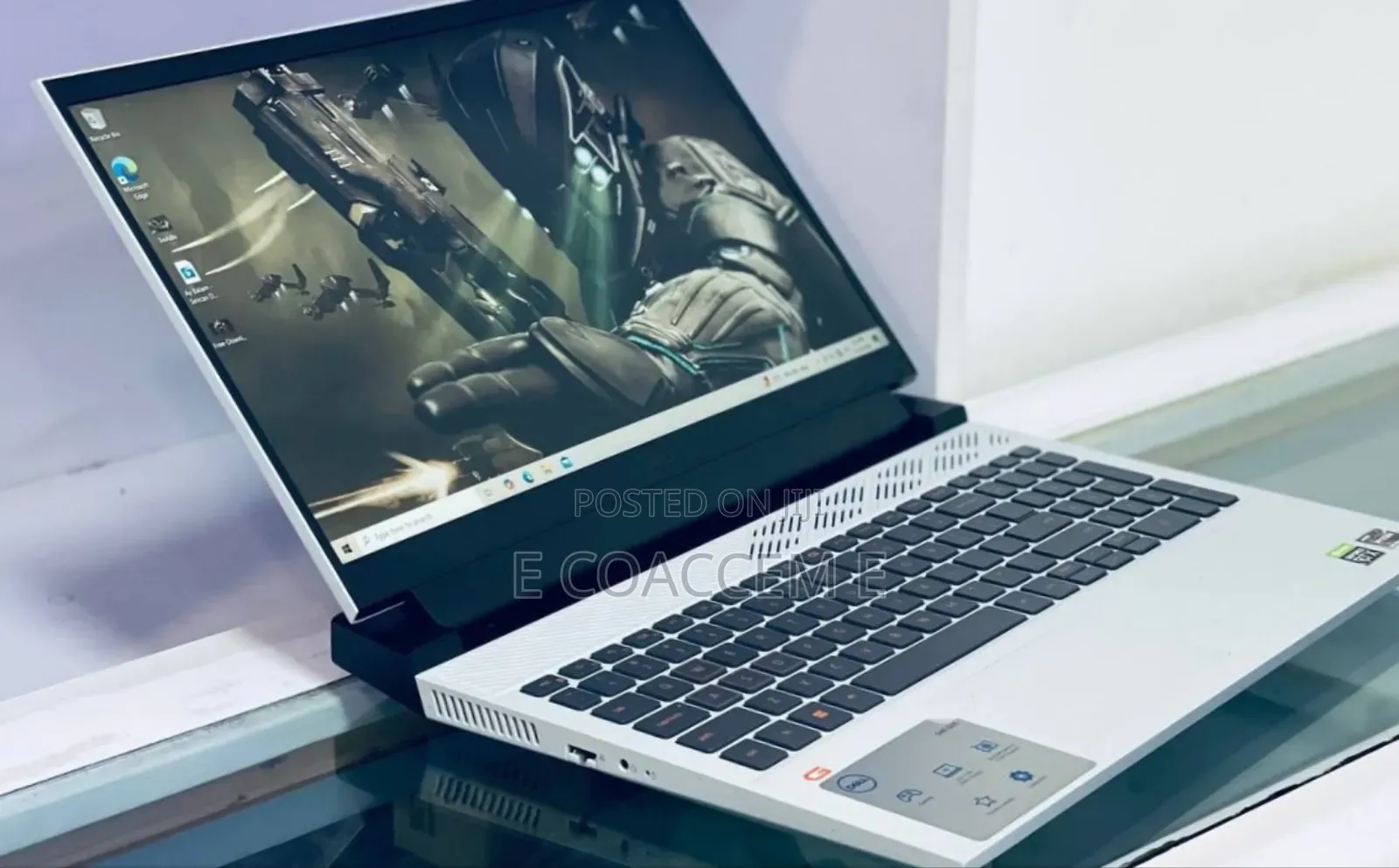 New Laptop Dell 16GB AMD Ryzen 7 SSD 512GB