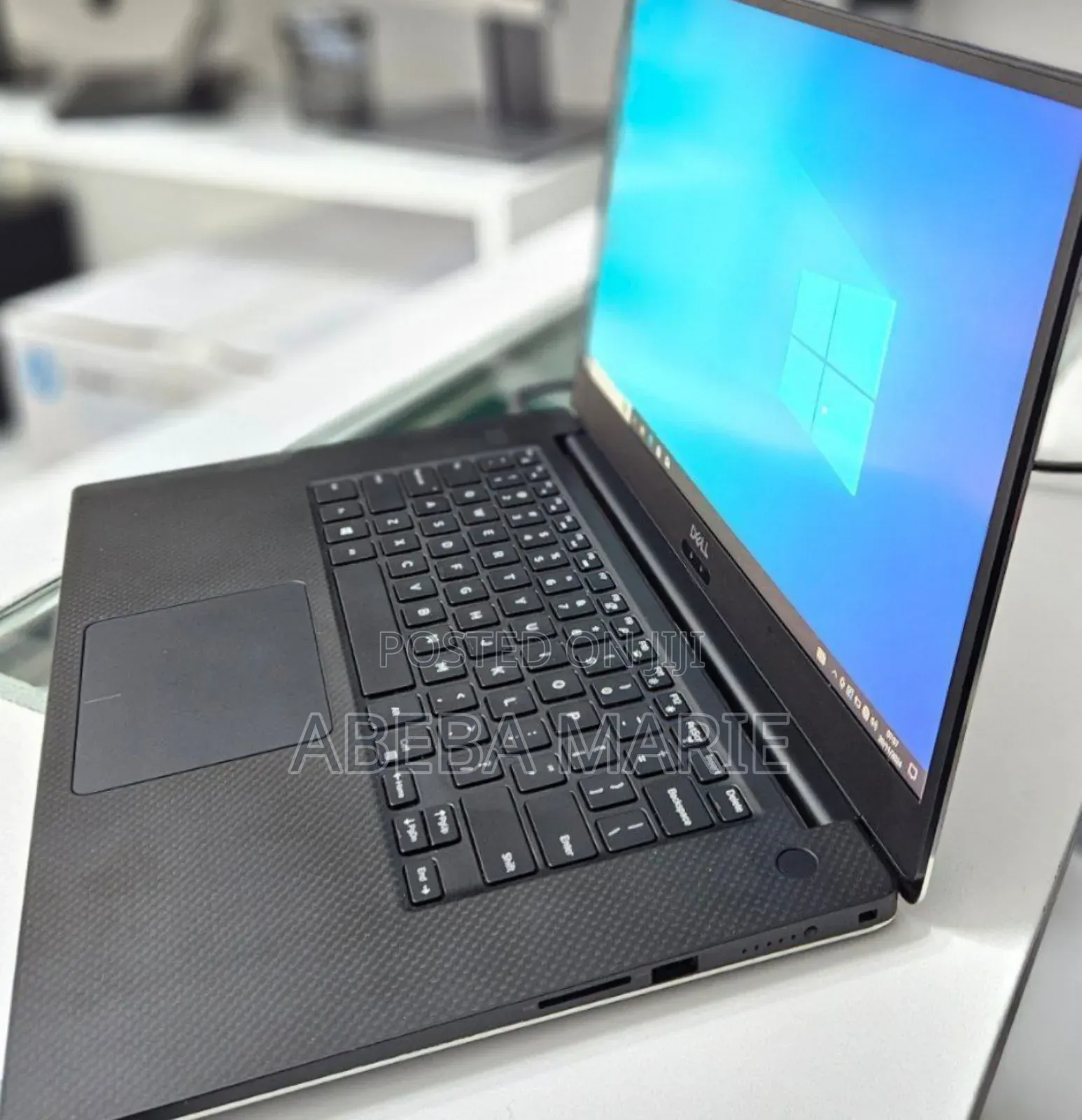 New Laptop Dell Precision 5540 16GB Intel Core I9 SSD 512GB