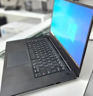 New Laptop Dell Precision 5540 16GB Intel Core I9 SSD 512GB