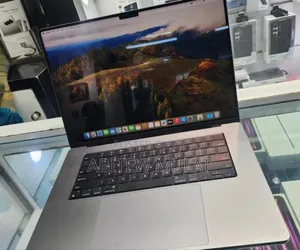 Photo - New Laptop Apple MacBook Pro 2021 M1 16GB Apple M1 SSD 1T