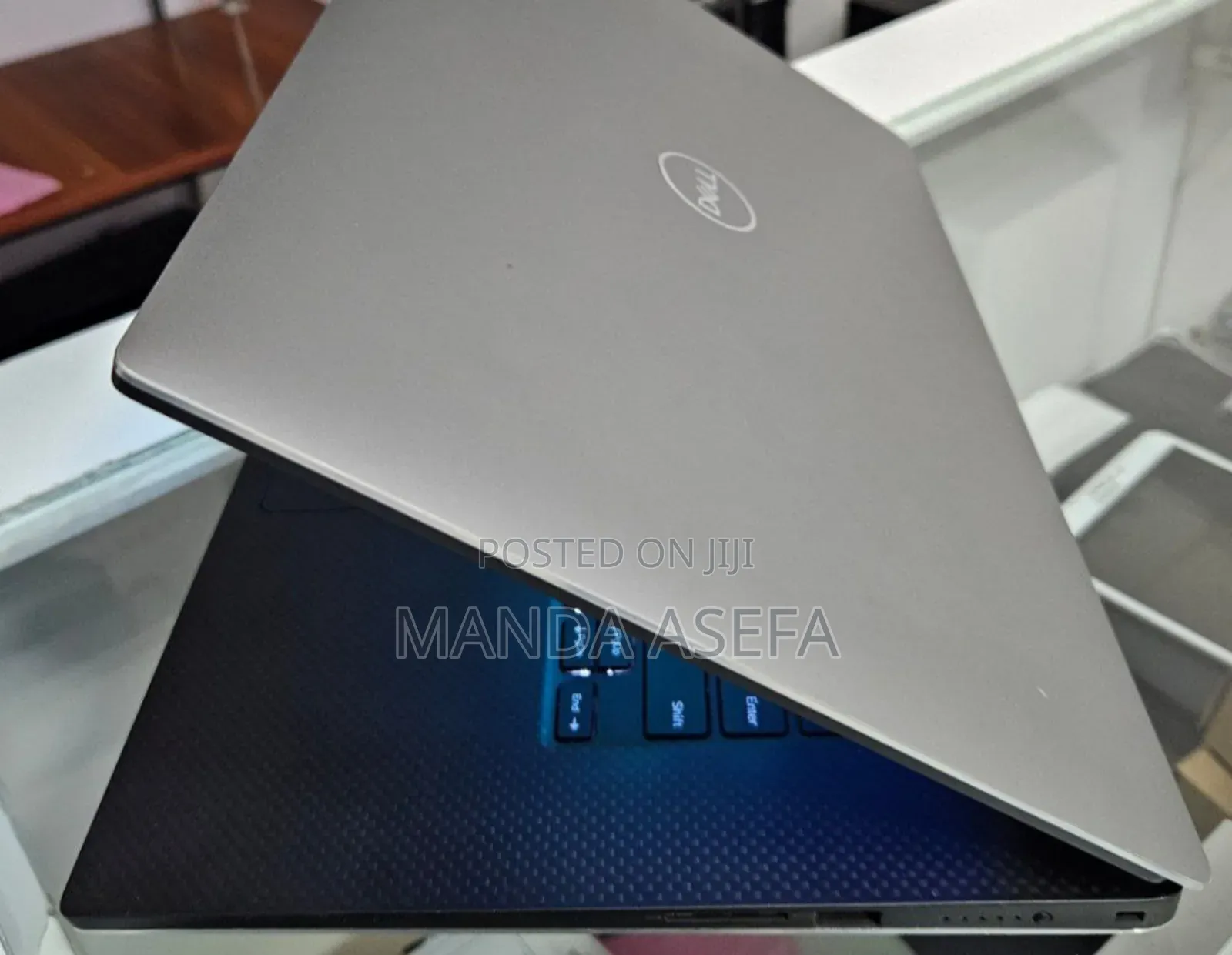 New Laptop Dell Precision 5540 16GB Intel Core I9 SSD 512GB