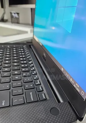 New Laptop Dell Precision 5540 16GB Intel Core I9 SSD 512GB