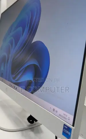 New Desktop Computer HP 200 G4 All-in-One 8GB Intel Core I7 SSD 512GB