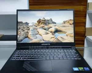 New Laptop Gigabyte 16GB Intel Core I7 SSD 512GB