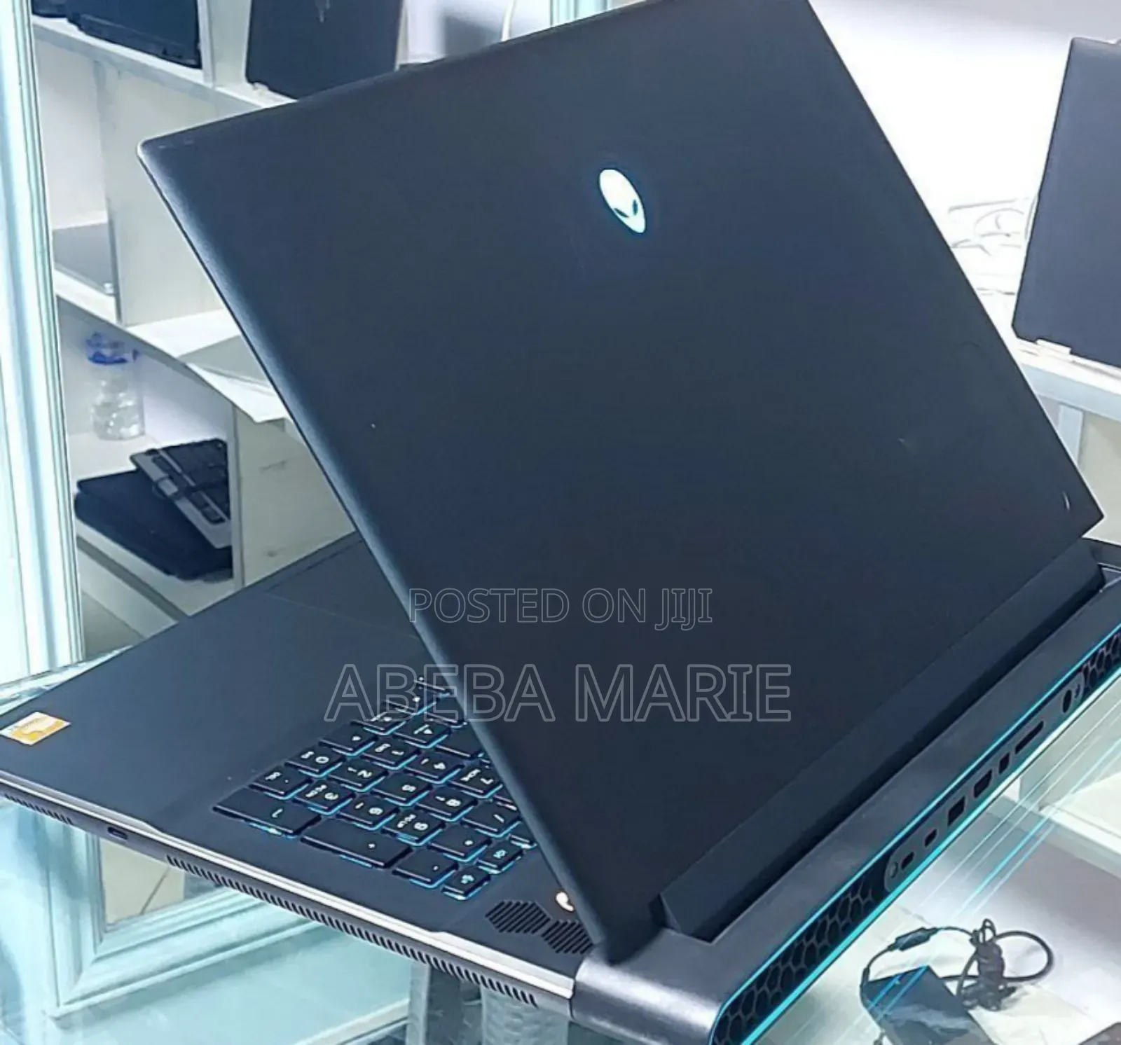 New Laptop Alienware M17x R2 24GB AMD Ryzen 9 SSD 1T