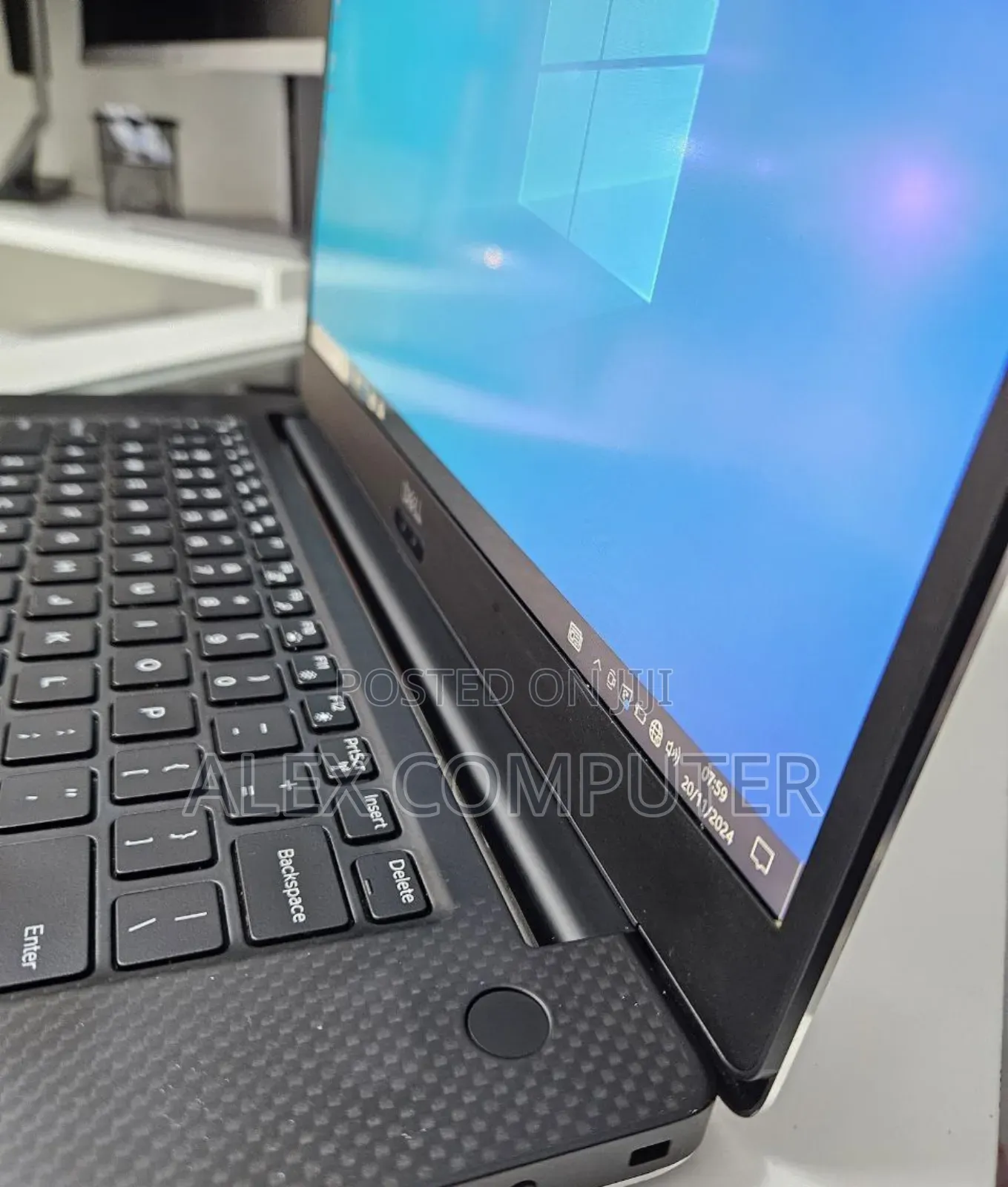 New Laptop Dell Precision 5540 16GB Intel Core I9 SSD 512GB