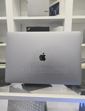 Photo - New Laptop Apple MacBook 2007 32GB Intel Core I9 SSD 1T